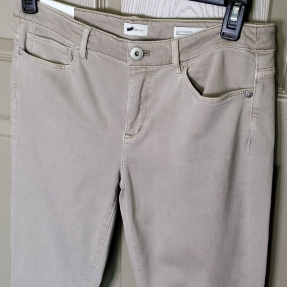 NWT J.Jill Straight leg light porchini color boyfriend  jeans size 8 regular - Picture 2 of 10